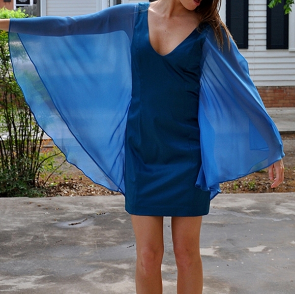 Pearl column dress with sheer butterfly sleeves. Gorgeous peacock blue. Size 4 - Picture 1 of 8